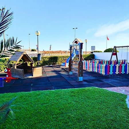 Apartamento Premium Con 5 Piscinas Barbacoa Tenis Frontenis Mareny Blau Exterior photo
